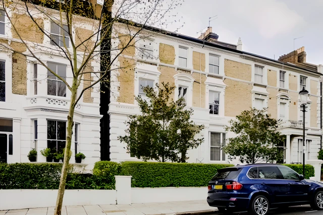 52 Bassett Road, London W10