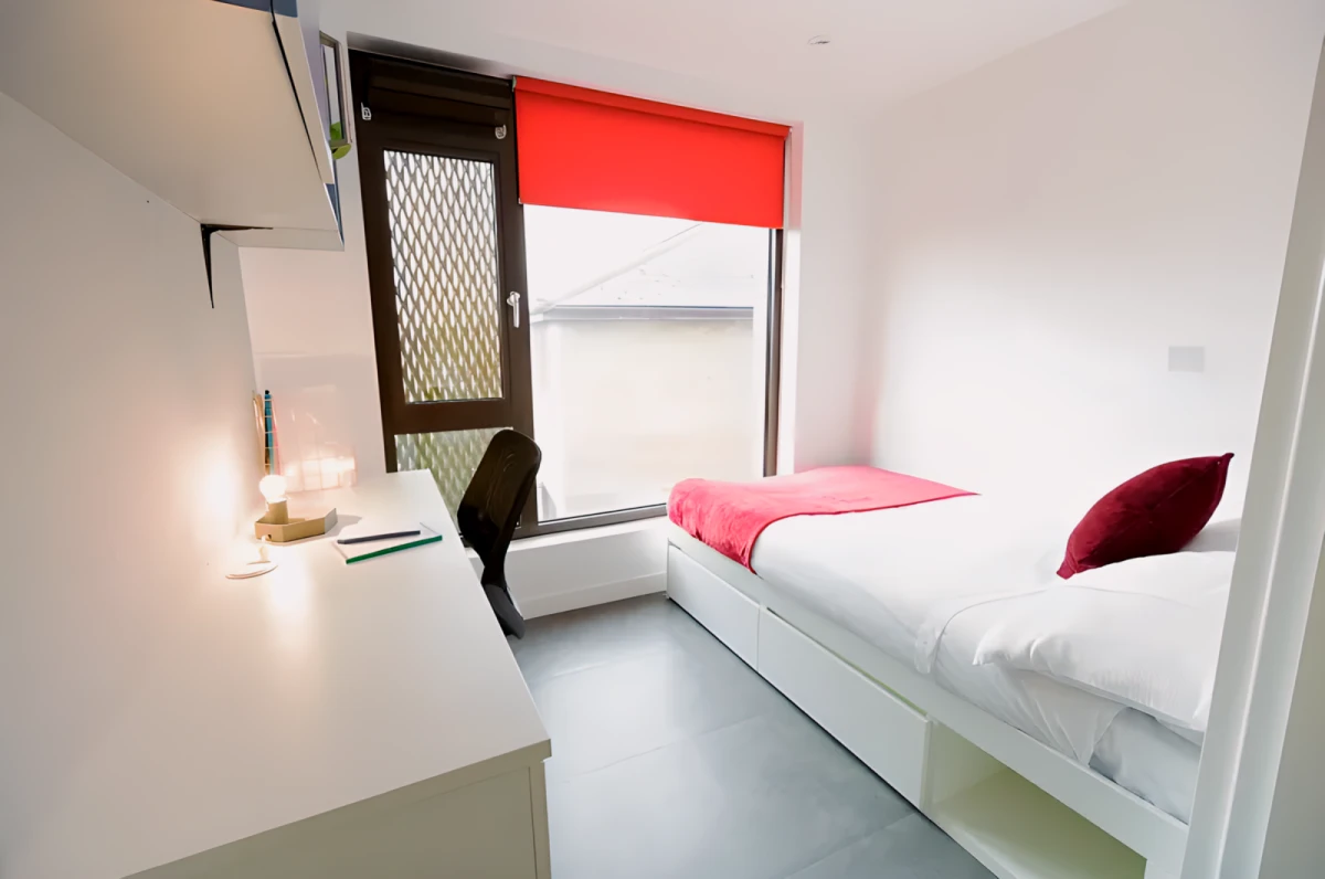 Studio Rooms view 1