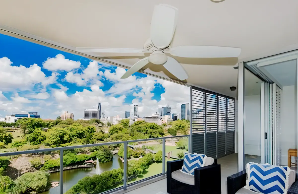 Outdoor Features