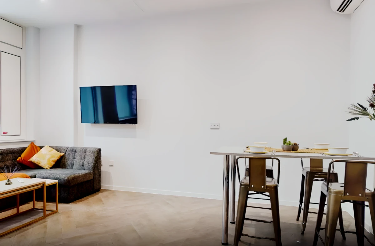 Property resident preview 7