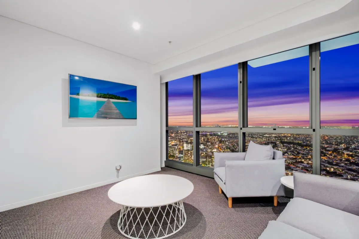 2Bedrooms, 2Bathrooms