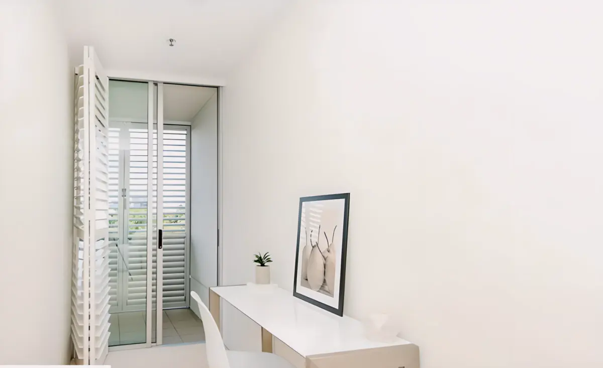 2 Rooms view 1