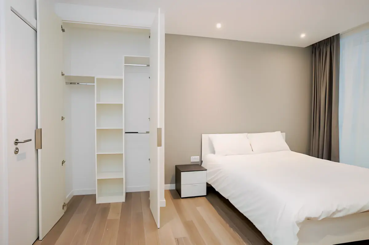 Studio Rooms view 1