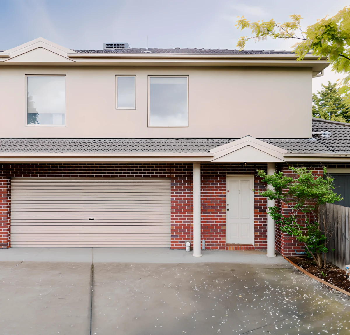 7 White Street