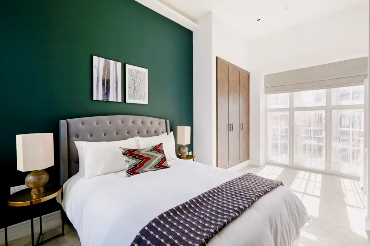 2 Rooms view 2