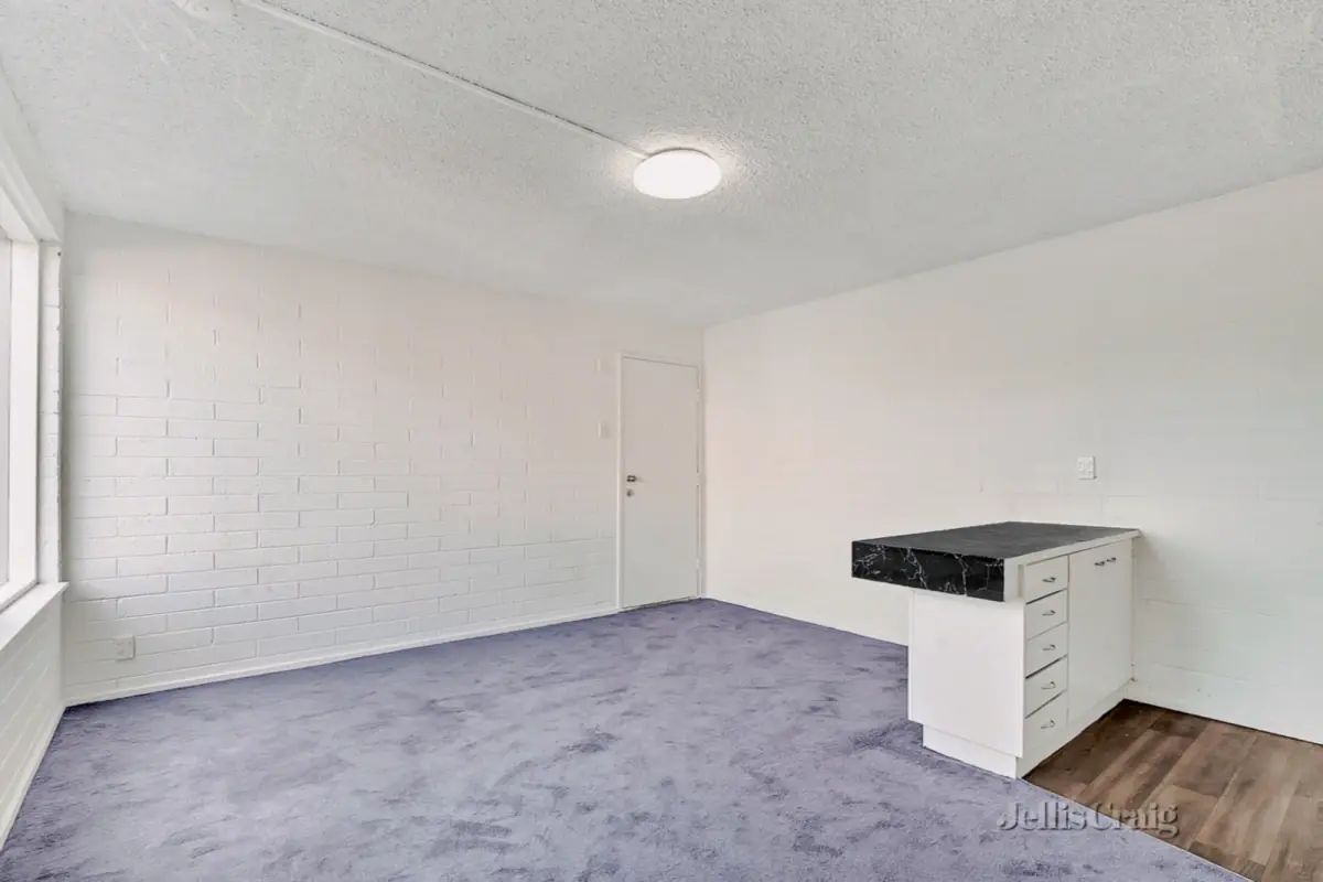 2/326 Plenty Road, Preston