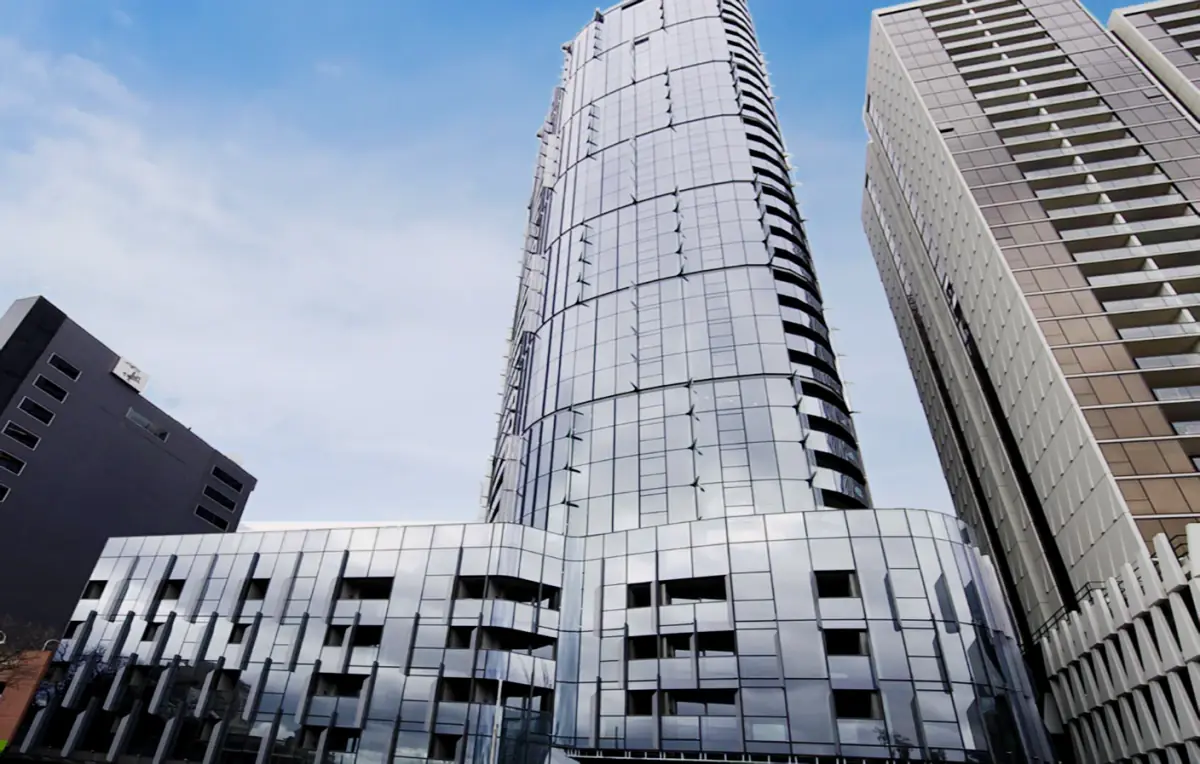1004/23 Mackenzie Street