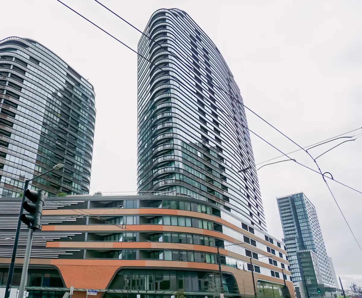 1002N/889 Collins Street