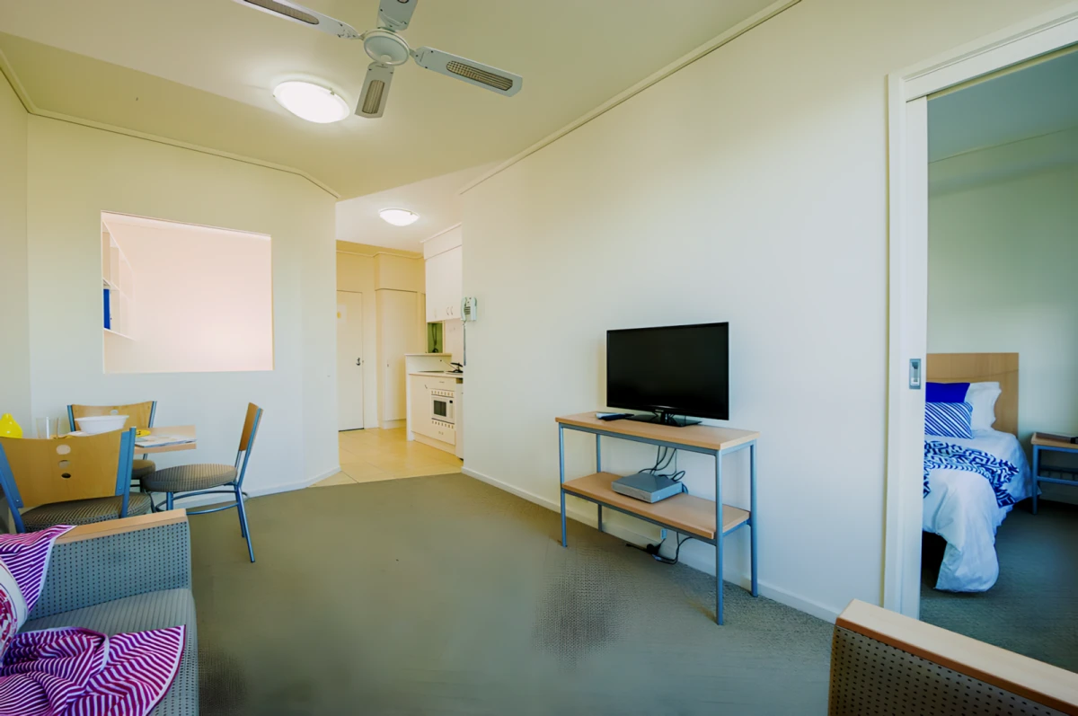 1 Bedroom Twin Share
