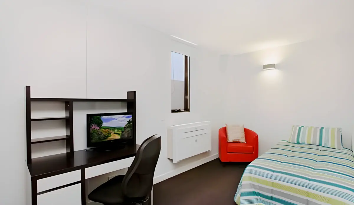 Studio Rooms view 3