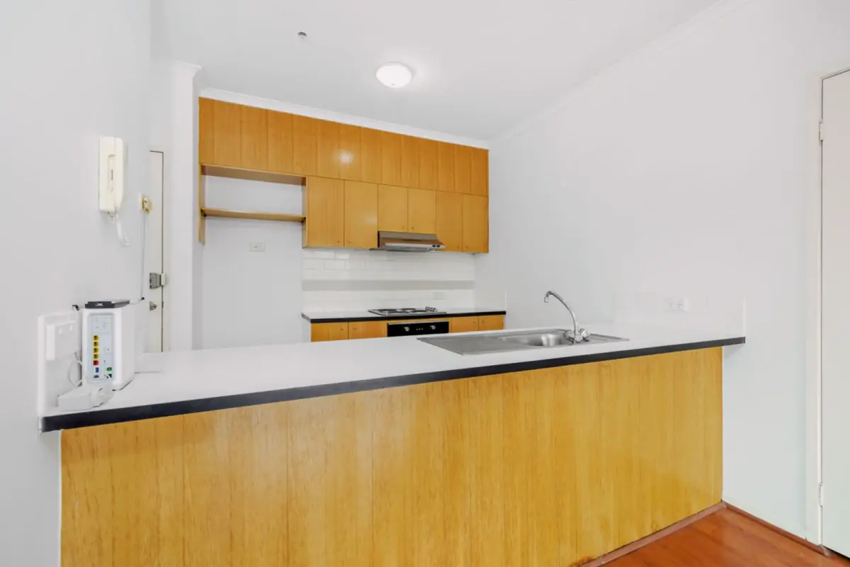 2Bedrooms, 1Bathrooms
