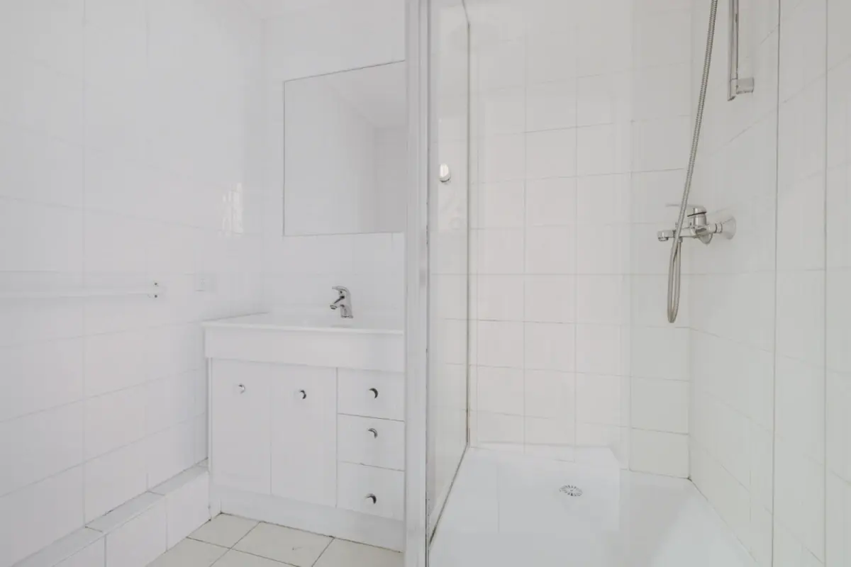 2Bedrooms, 1Bathrooms