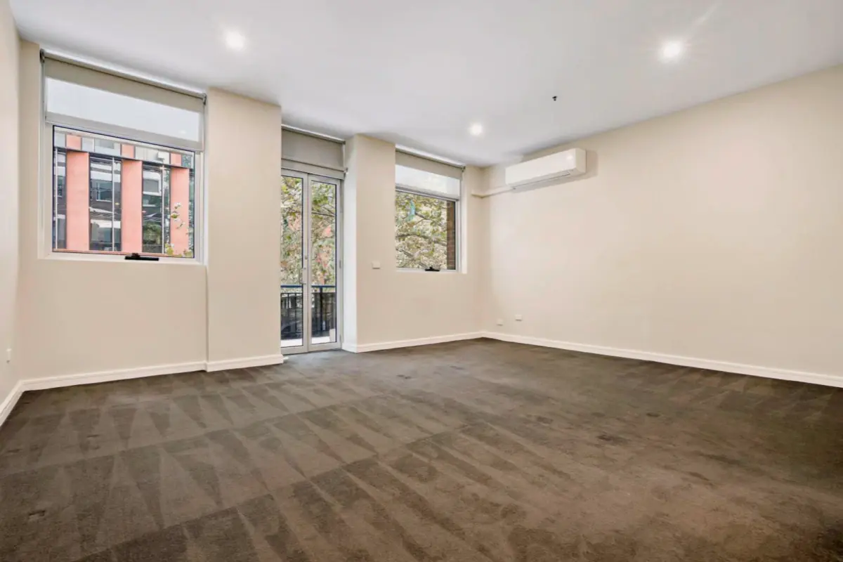 2Bedrooms, 1Bathrooms