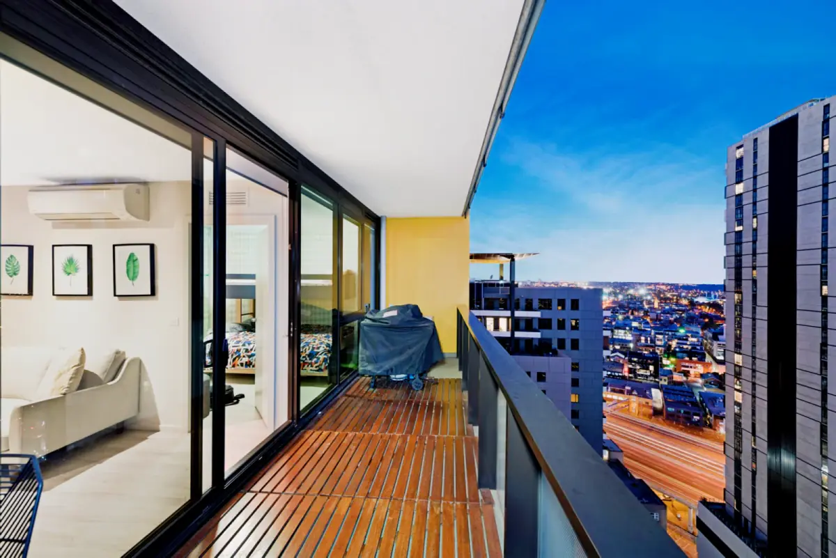 2Bedrooms, 1Bathrooms