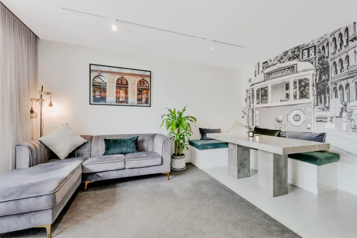 1Bedrooms, 1Bathrooms