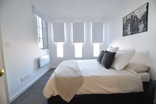 2Bedrooms, 1Bathrooms