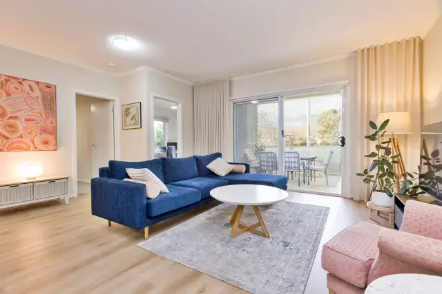 2Bedrooms, 1Bathrooms