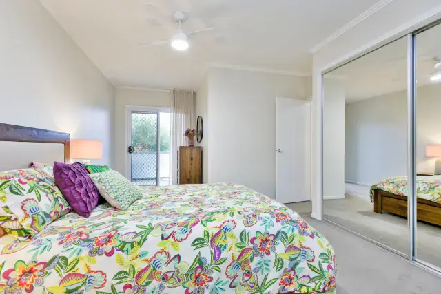 2Bedrooms, 1Bathrooms