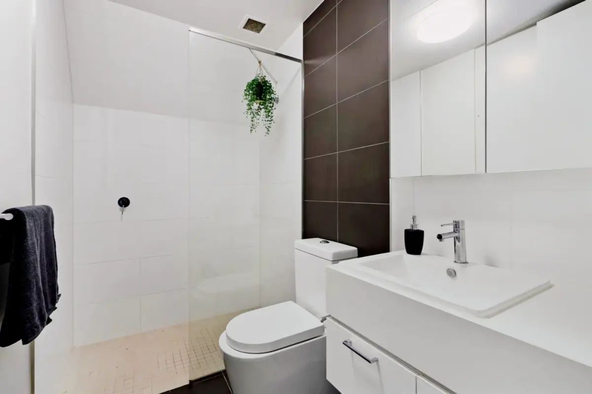 1Bedrooms, 1Bathrooms