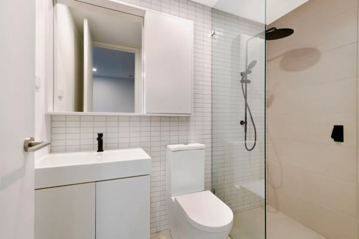 2Bedrooms, 2Bathrooms