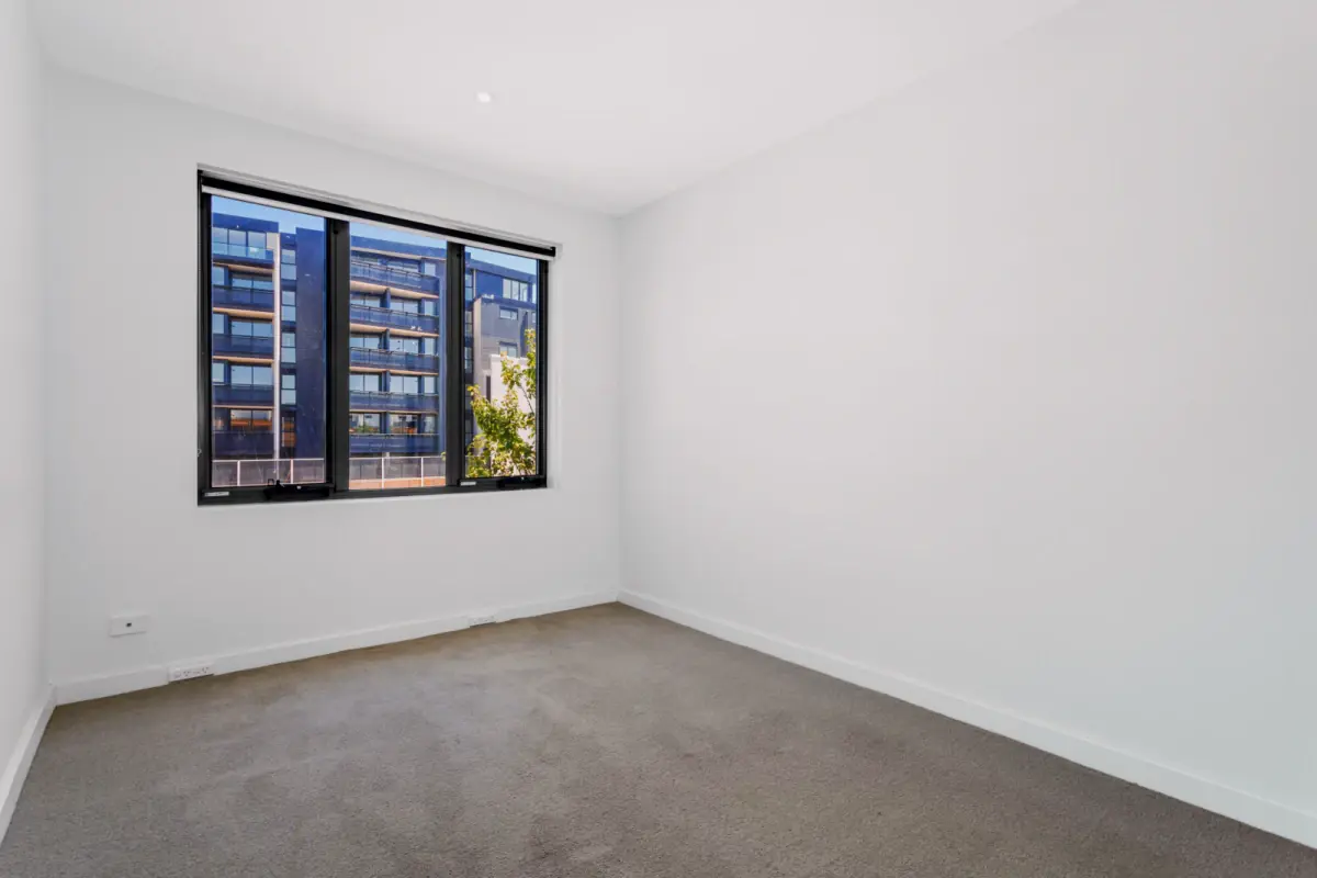 2Bedrooms, 1Bathrooms