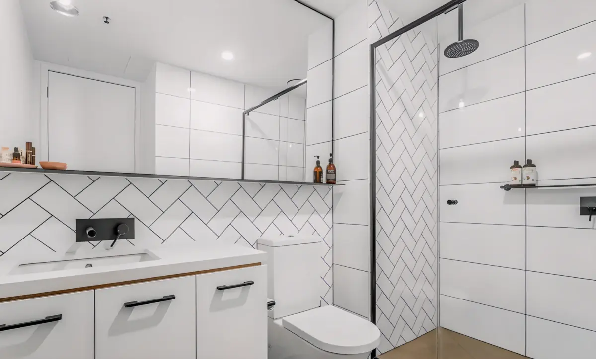 2Bedrooms, 2Bathrooms