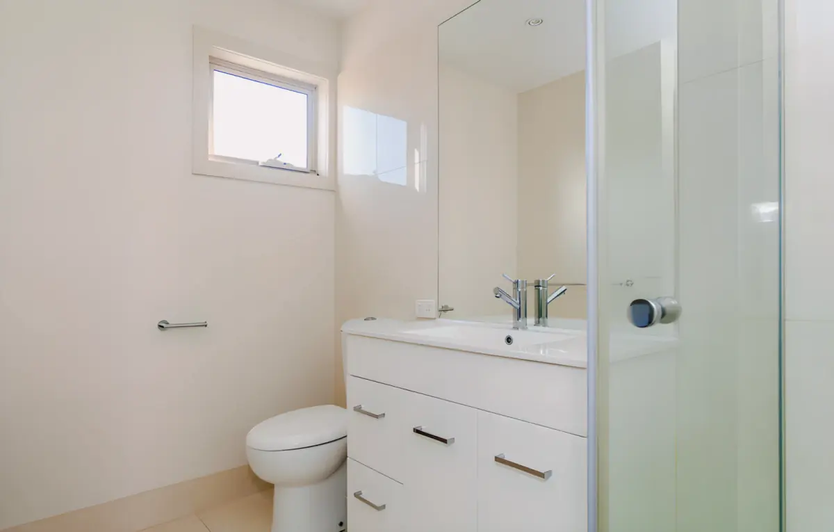 2Bedrooms, 2Bathrooms