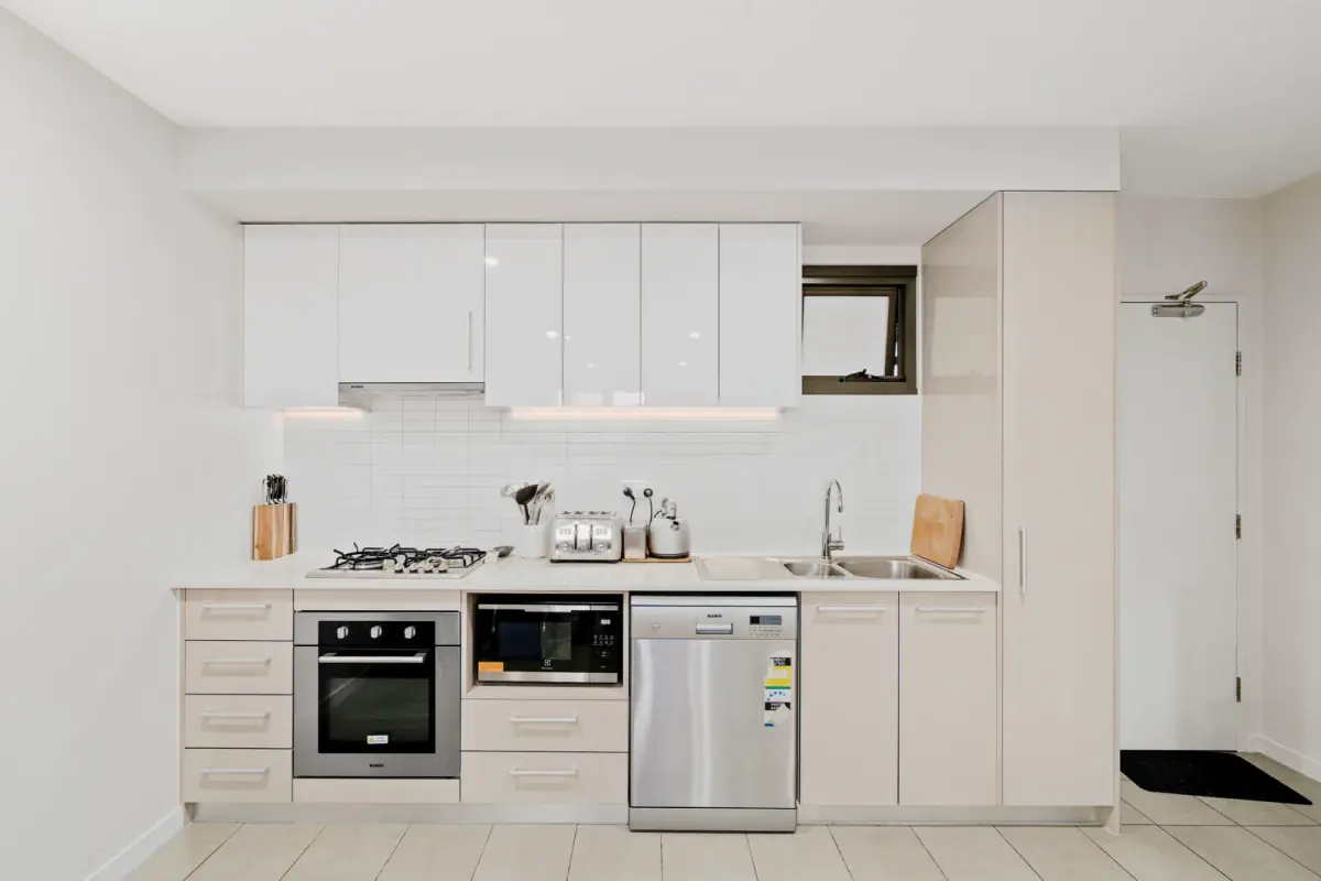 1Bedrooms, 1Bathrooms
