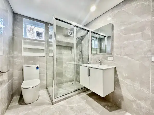 2Bedrooms, 1Bathrooms