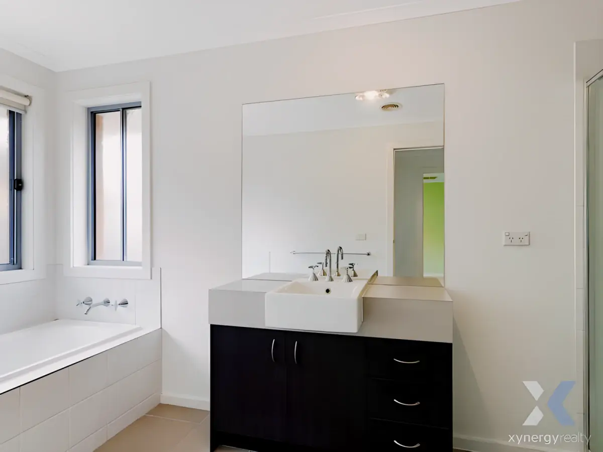 10 Half Moon Terrace
