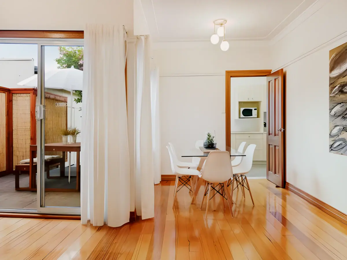 3 Bed, 1 Bath