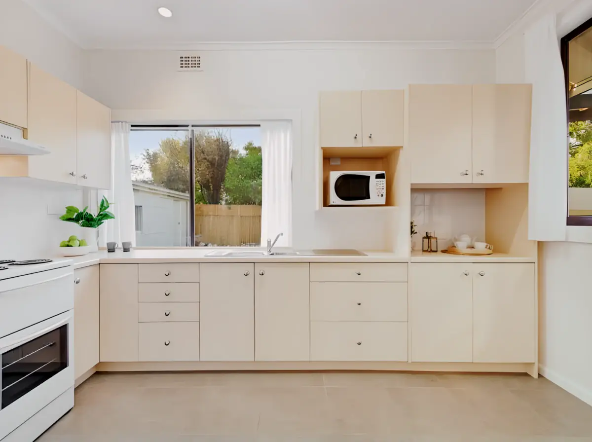 3 Bed, 1 Bath