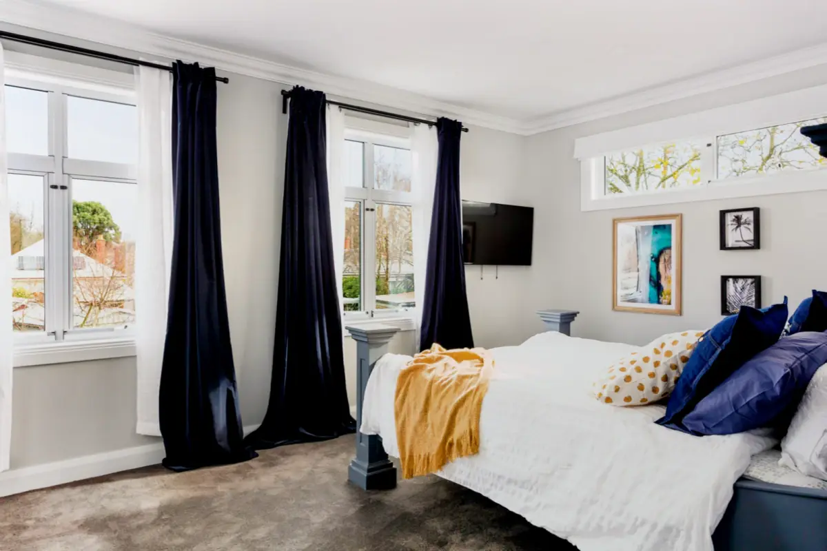 1 Bed, 1 Bath
