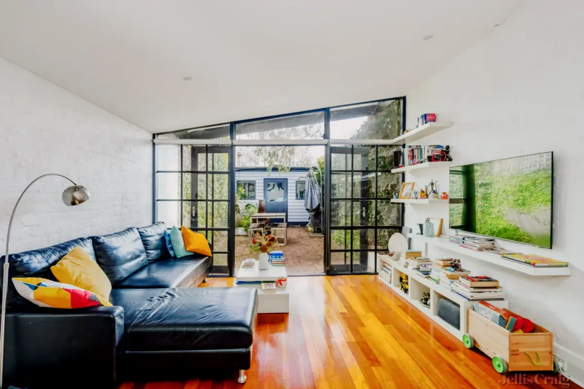2 Bed, 1 Bath