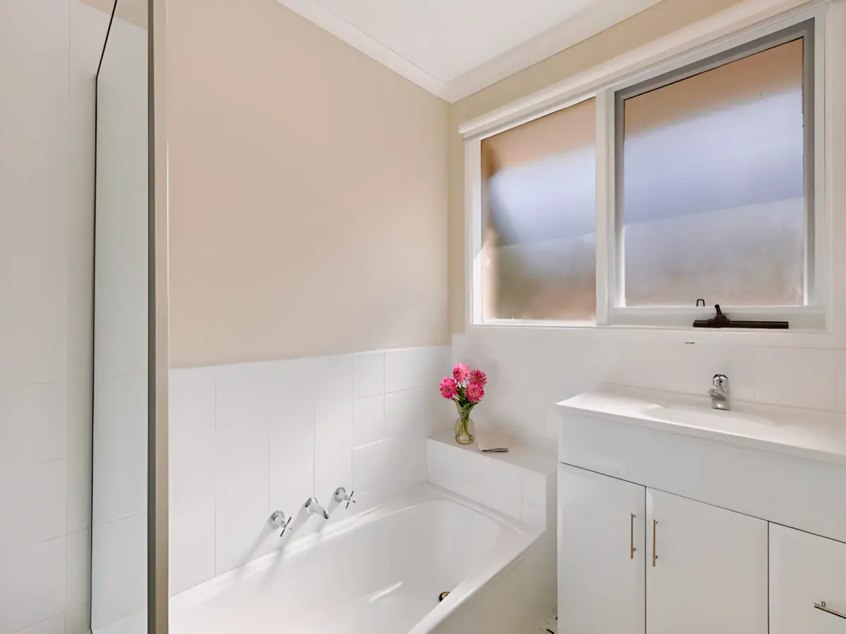 3 Bed, 2 Bath