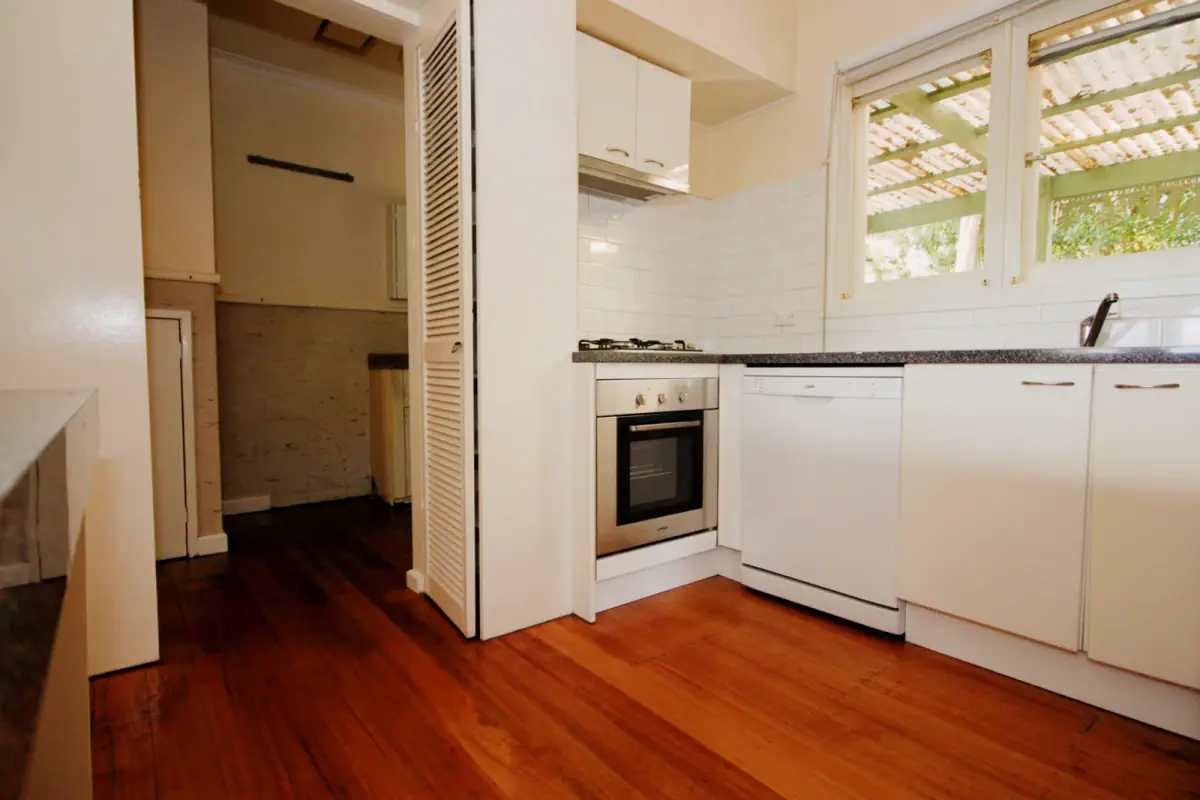 4 Bed, 2 Bath