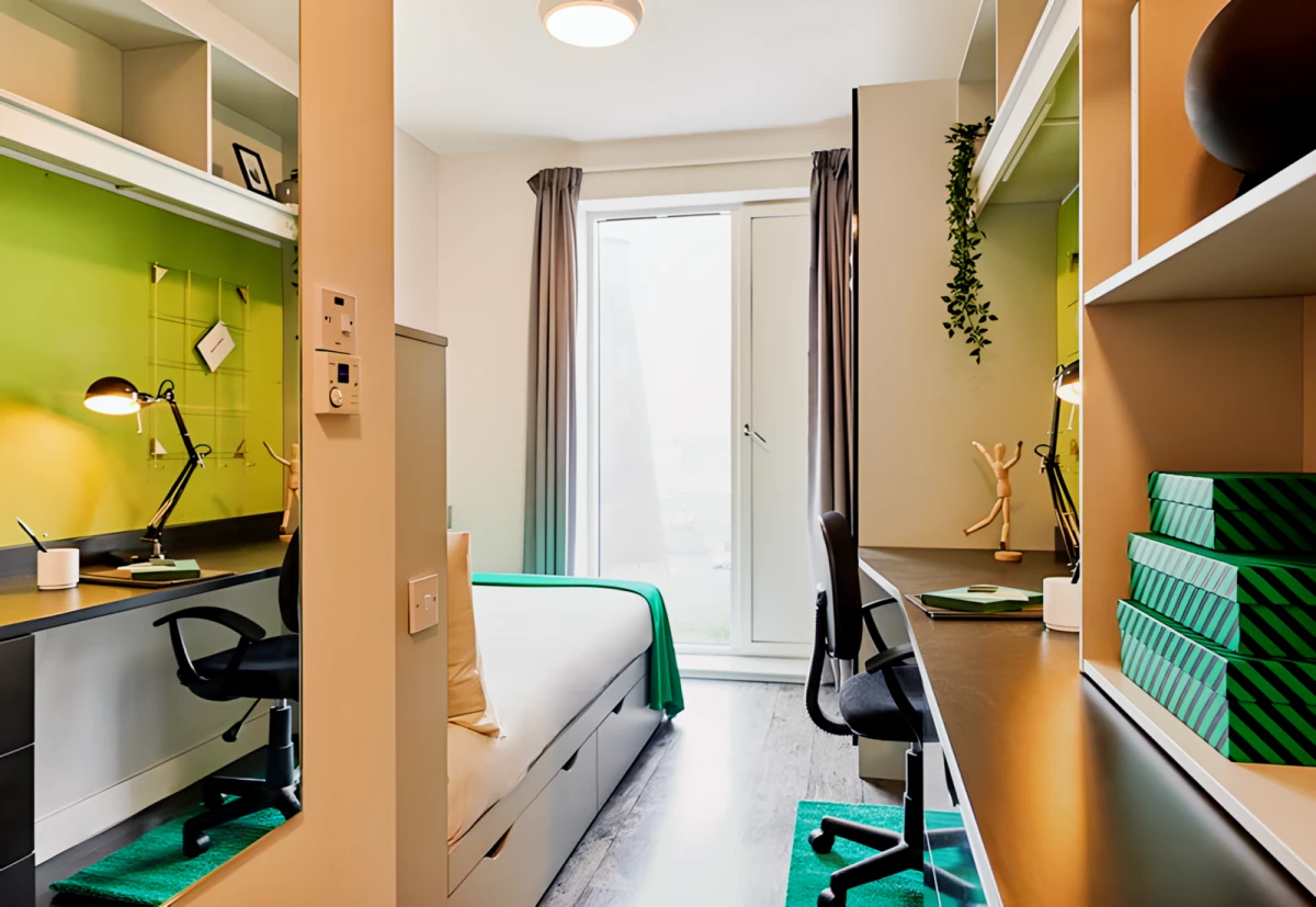 Bronze Ensuite