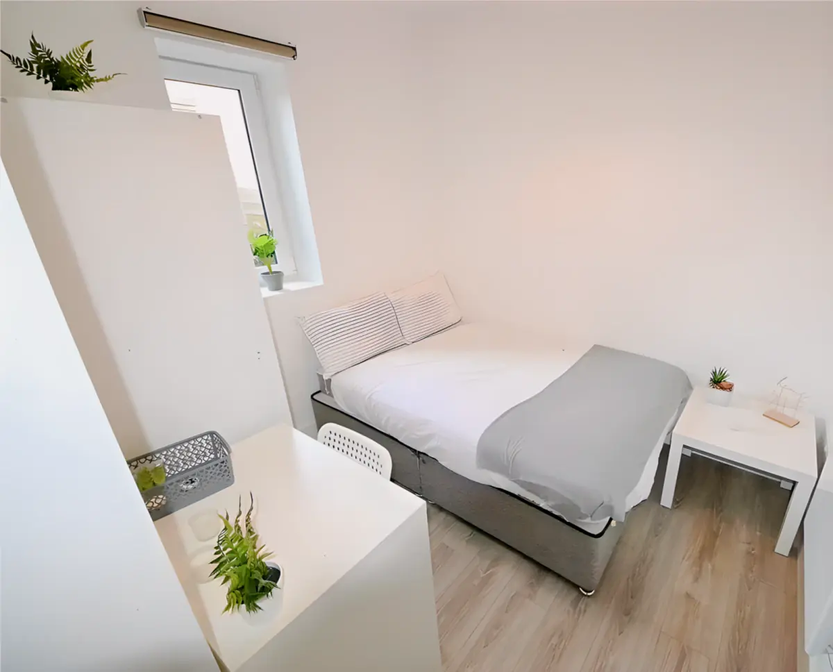 Single Rooms view 1