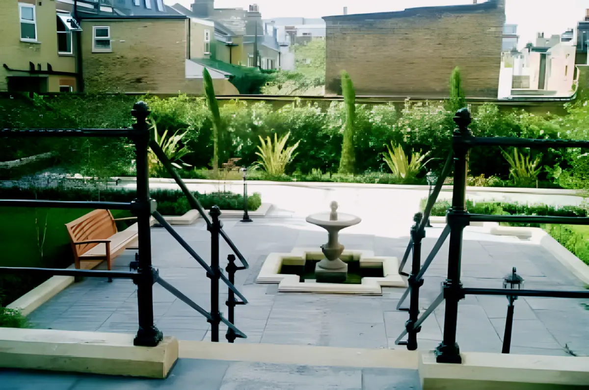 Outdoor Features