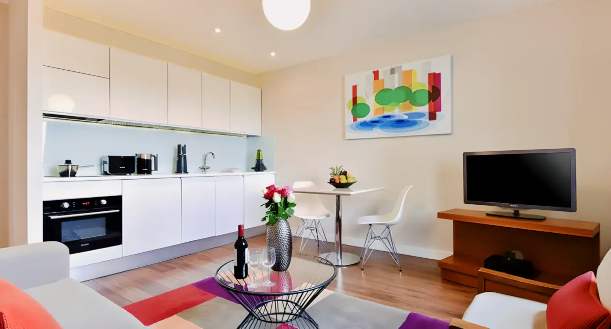 Studio Apartment