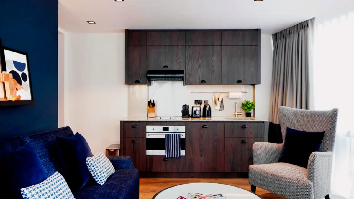 Studio Apartment