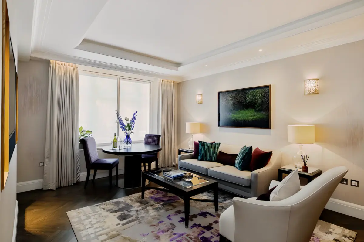 2 Rooms view 2