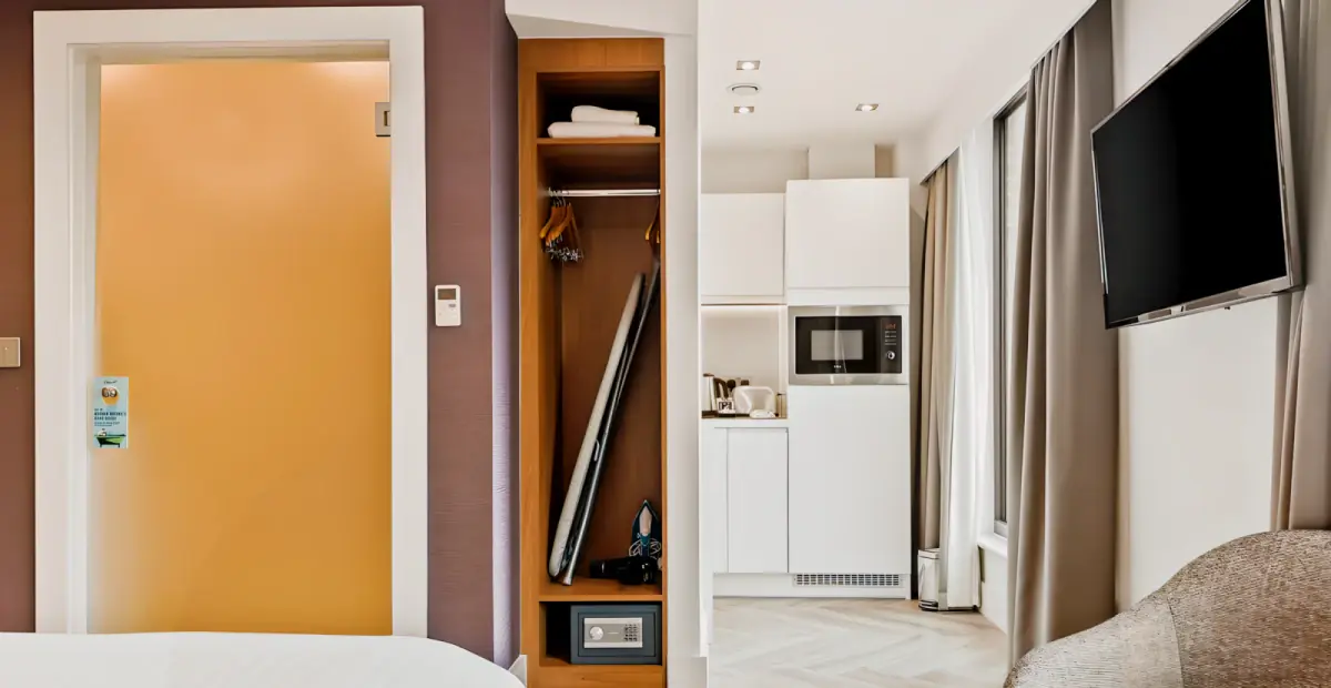 Studio Rooms view 1