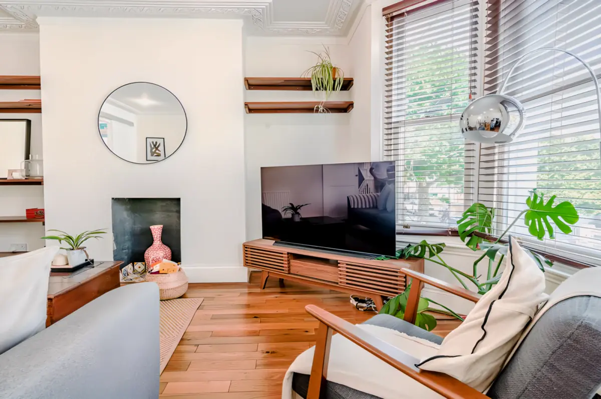 SL-West Hampstead Apartments