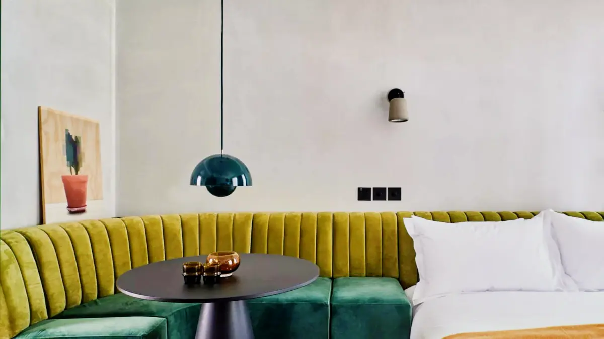 Studio Apartment