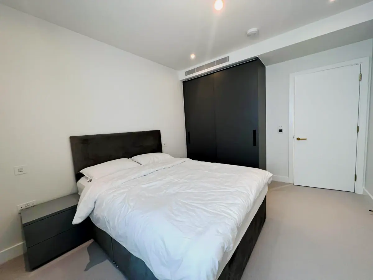 GS-Grand Central Apartment
