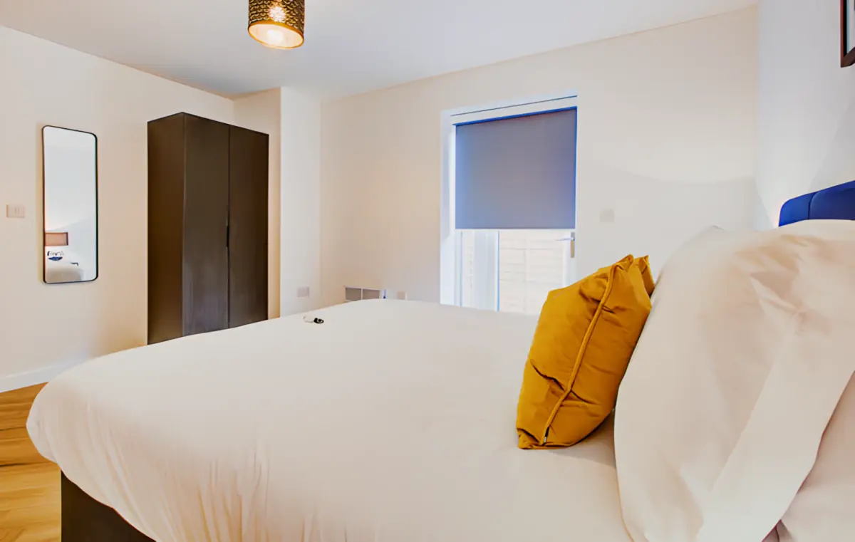 One Bedroom Apartment