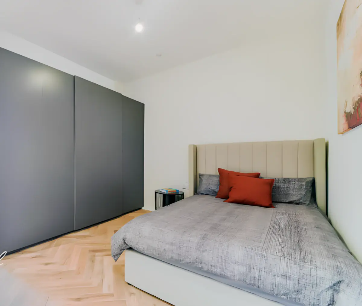 1 Bedroom 1 Bathroom