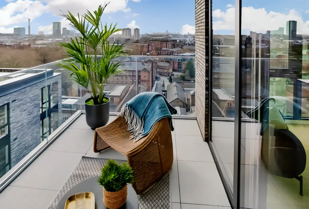 1 Rooms view 1