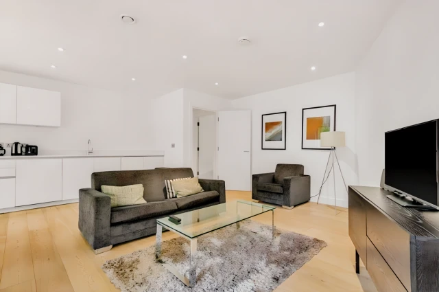 3 Beds 2 Baths